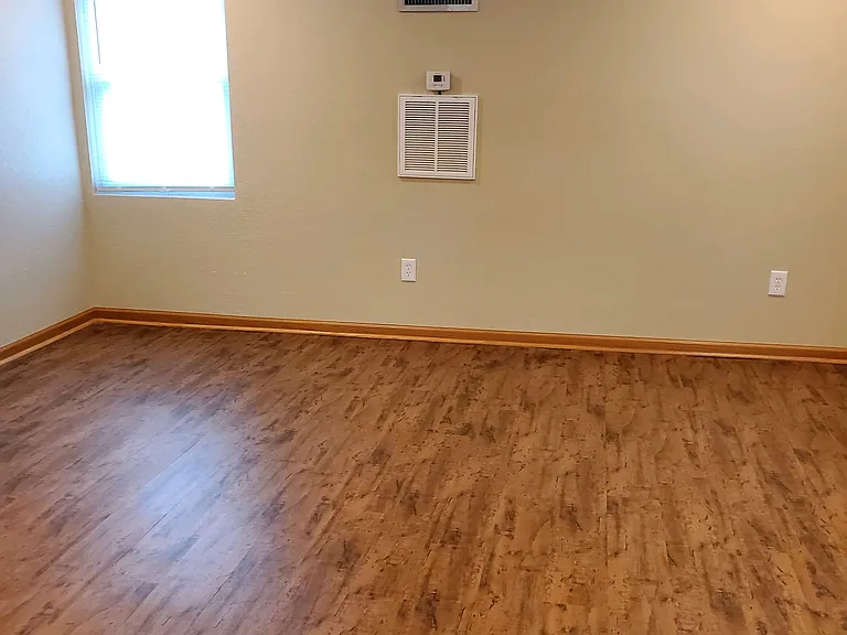 Cedar Pointe Apartments - Thomasville AL — Photo 21