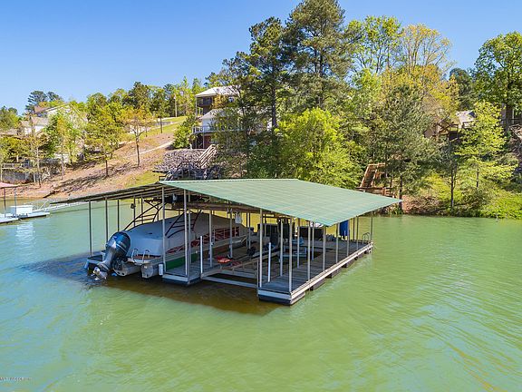 Image 3: Dock