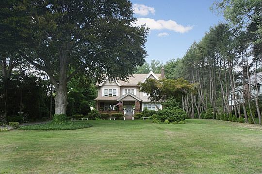 Front of home from street