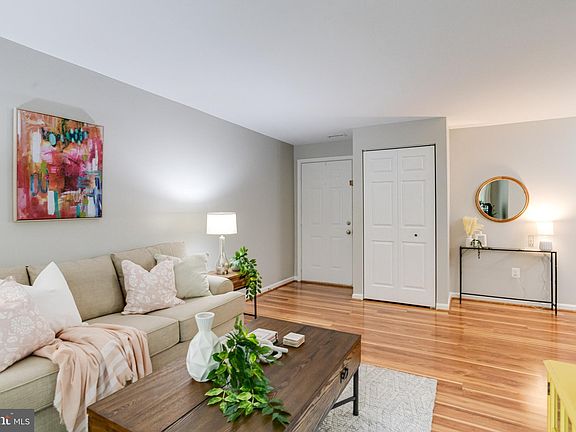 3rd image of 103 Water Fountain Way Unit 103