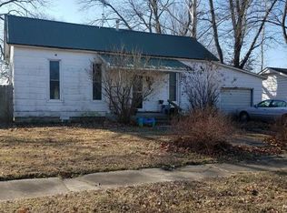 709 Lincoln St, Golden City, MO 64748