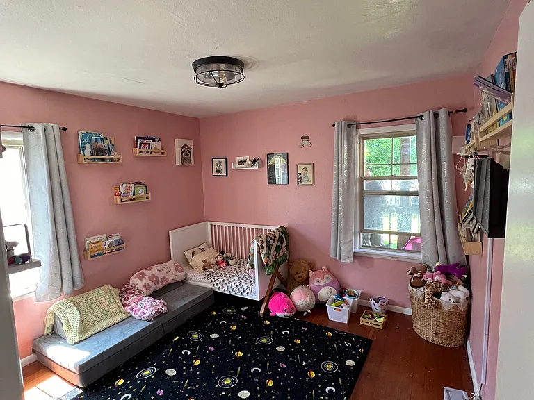1002 Oakes Ave — Photo 14