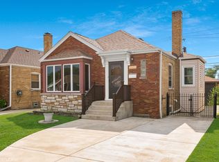 5112 N Neva Ave, Chicago, IL 60656