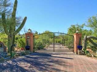 702 N Shepherd Hls, Tucson, AZ 85710