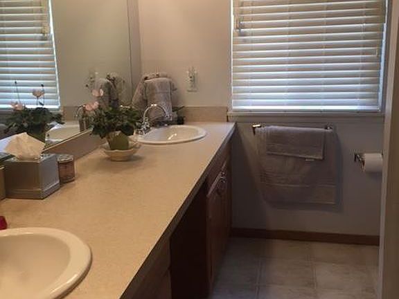 4th image of 40352 Flagstaff Dr