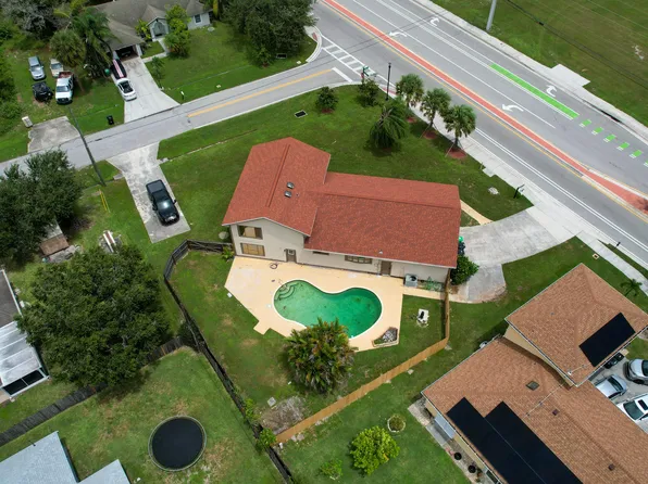 2350 SE Floresta Drive, Port St Lucie, FL 34984