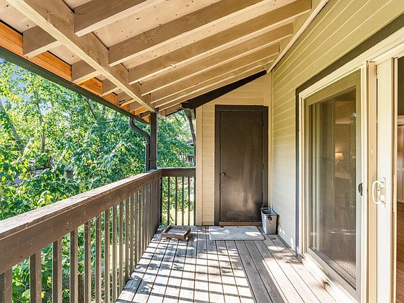 4th image of 314 Summit Ridge Cir