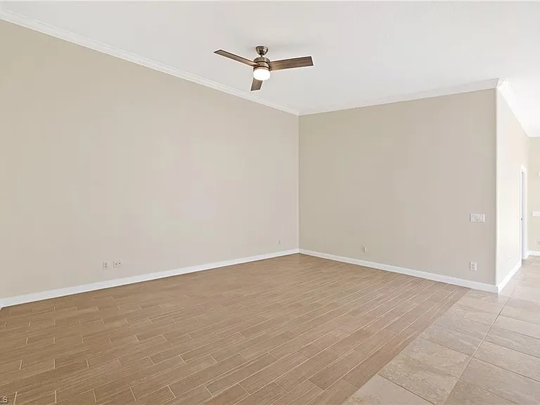7539 Novara Ct — Photo 11