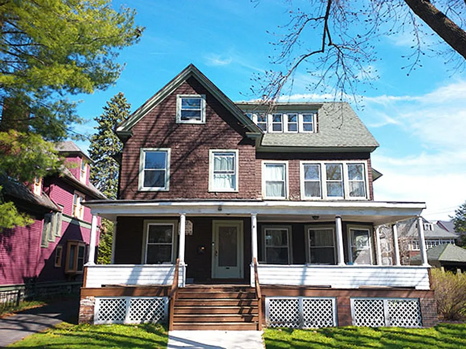 113 Concord Pl