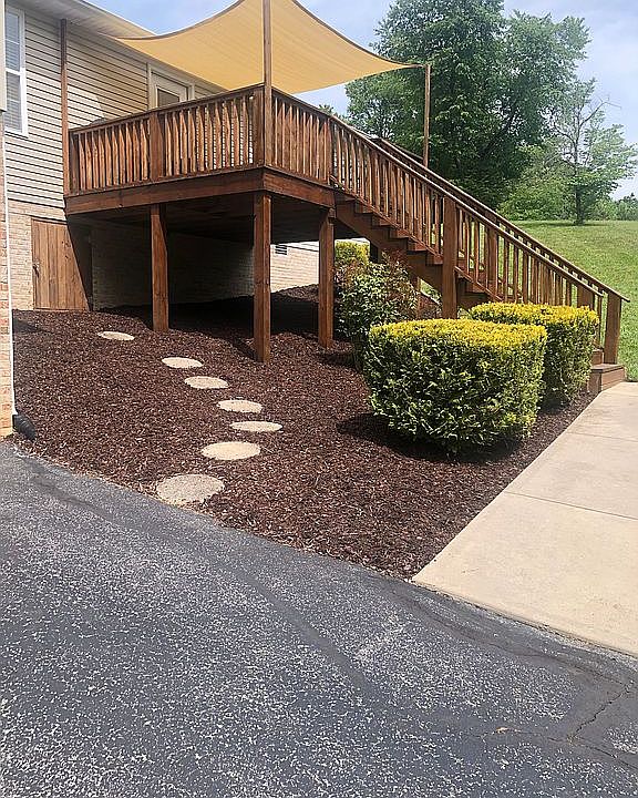 2nd image of 139 Breen Ln