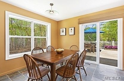 4th image of 29 Windwood Ct