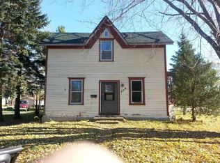 204 Brady St, Portage, WI 53901