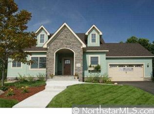 11488 Arrowood Ln, Osseo, MN 55369