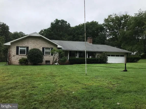 8626 Silver Lake Dr, Perry Hall, MD 21128