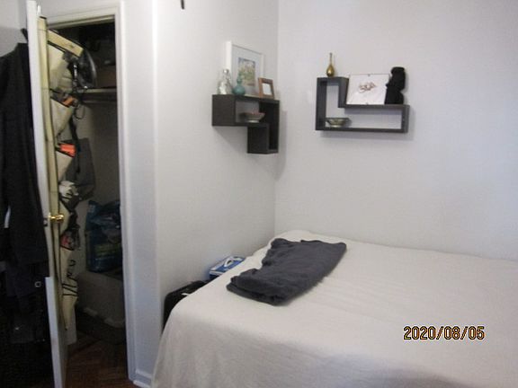 4th image of 107 Van Buren St APT 3