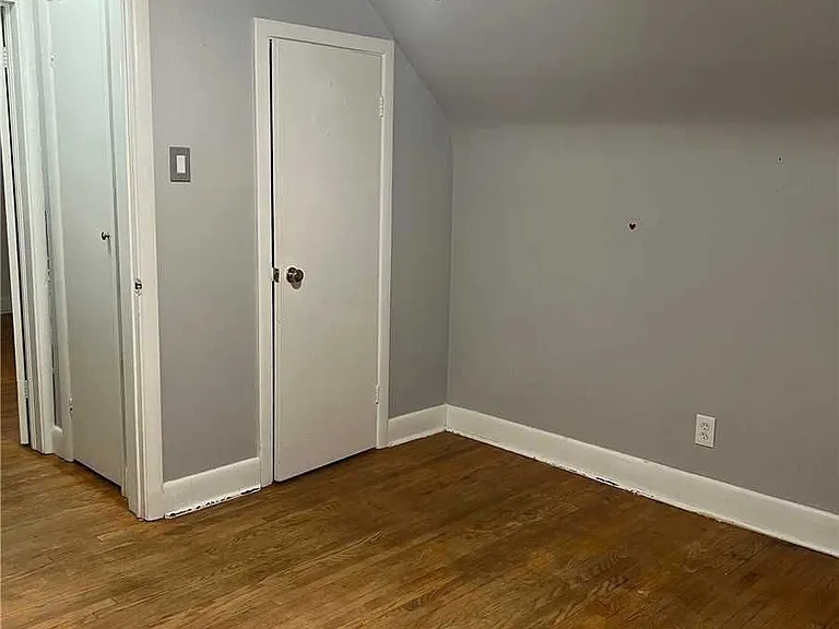 44 Dallas Rd #UPPER — Photo 16