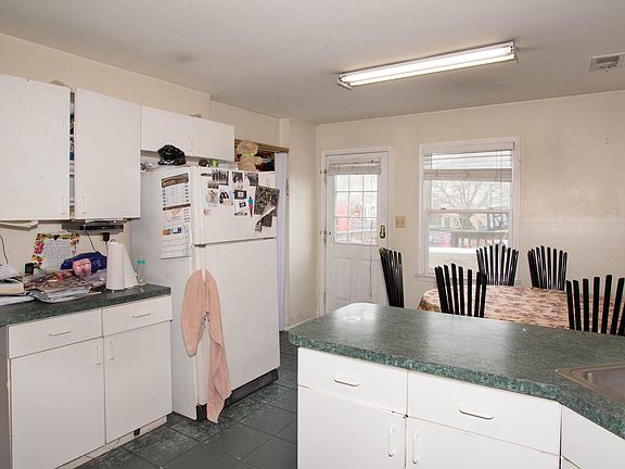 5th image of 509 N Lake Dr