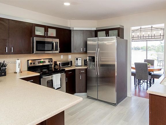 5th image of 13750 SW 122nd Ct