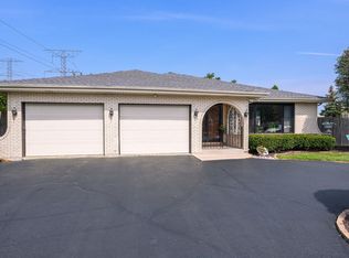 8118 W 157th St, Orland Park, IL 60462
