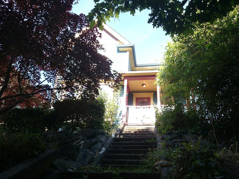 2nd image of 823 22nd Ave