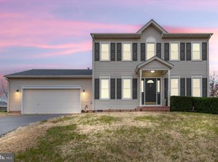 10004 Shadowridge Ct, Fredericksburg, VA 22407