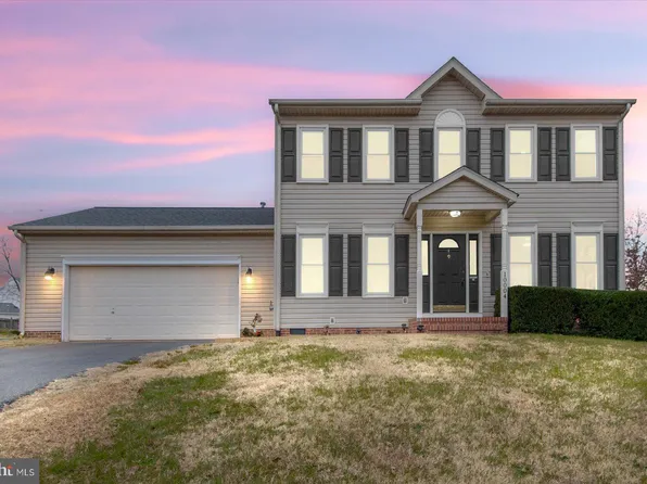10004 Shadowridge Ct, Fredericksburg, VA 22407