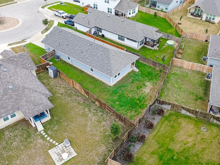 249 Sage Meadows Dr — Photo 32