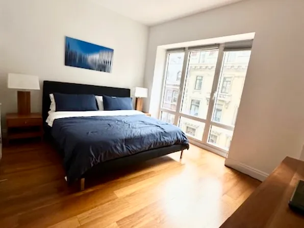 33 West 56th Street image 4 of 12