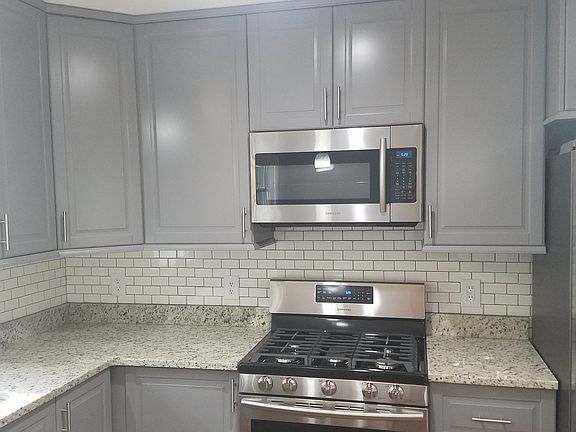 2nd image of 4747 Arlington St