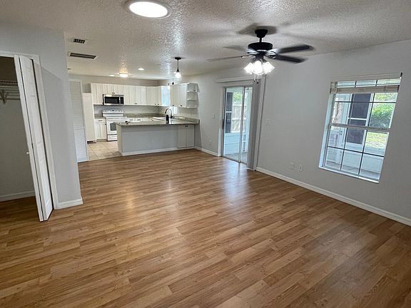 3rd image of 503 Homestead Ave NE