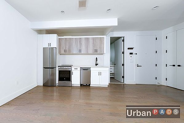 1st image of 258 E 28th St #1