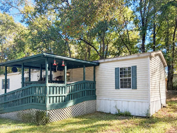3497A E White St, Bonifay, FL 32425