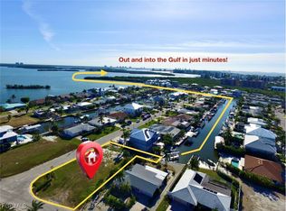 264 Albatross St, Fort Myers Beach, FL 33931