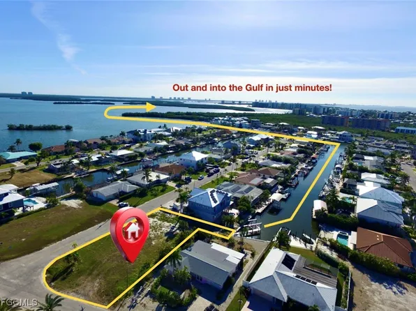 264 Albatross St, Fort Myers Beach, FL 33931