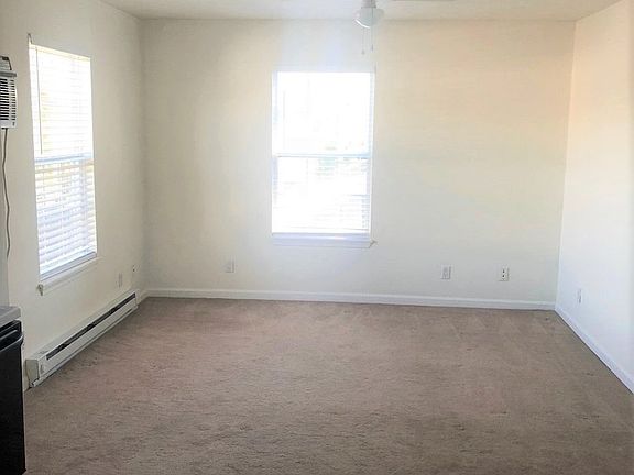 2nd image of 318 Neoma Dr