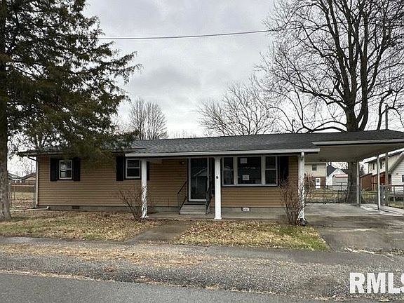 3rd image of 1003 N Whitman Dr