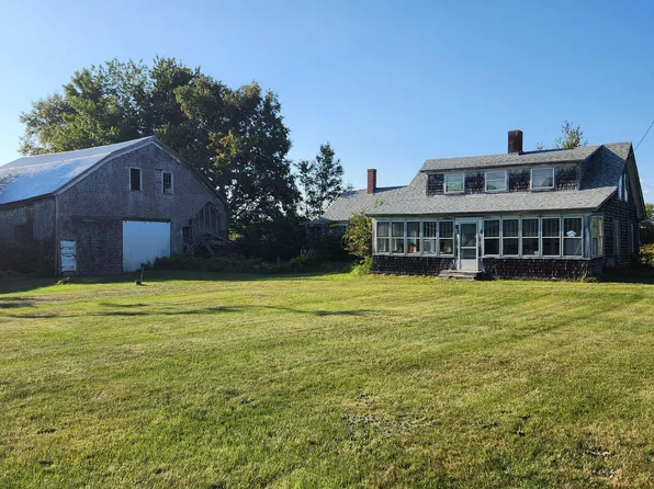 1542 Moosehead Trail Highway, Plymouth, ME 04969