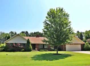 2134 Carlton Rd, Oshkosh, WI 54904