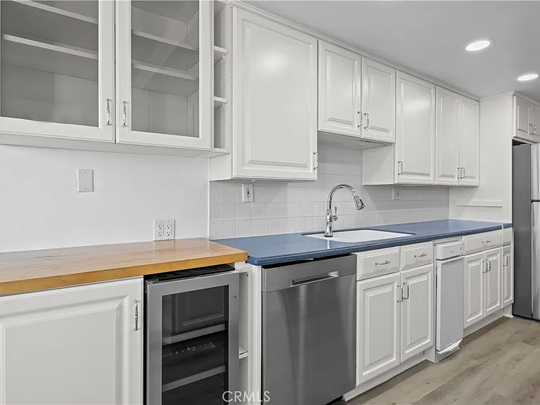 2872 Coast Cir #104 — Photo 8