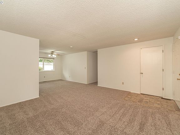 5th image of 1111 SE 132nd Ave