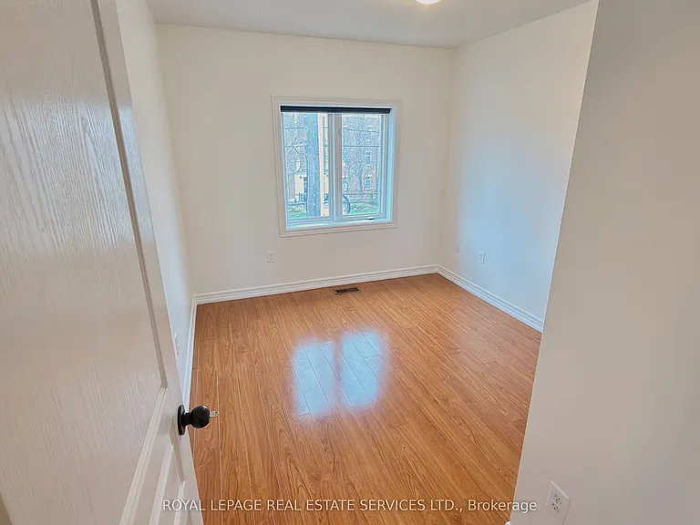 362 Plains Rd E #6 — Photo 11