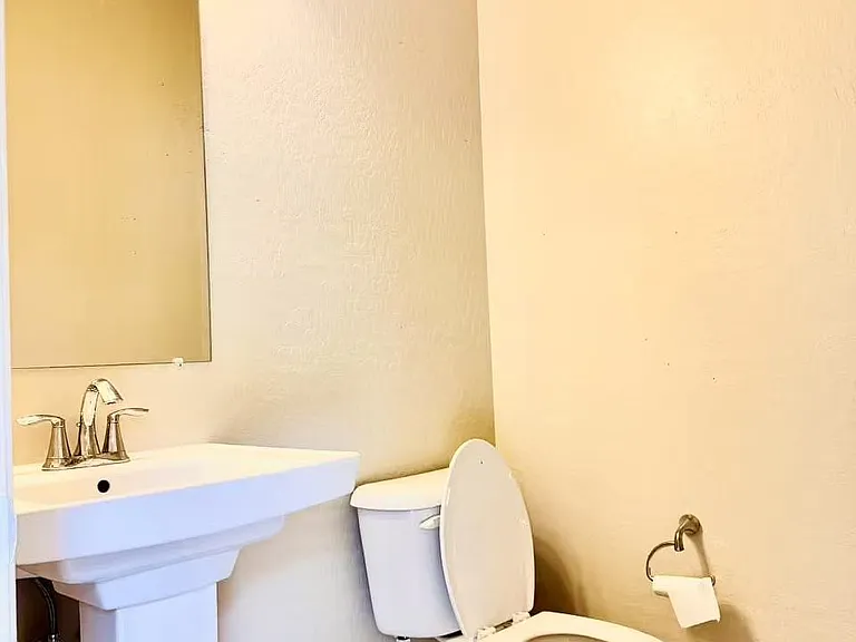 8938 Whitten Park Ave — Photo 12