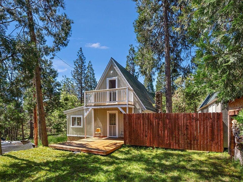 1st image of 41695 Merriman Ln
