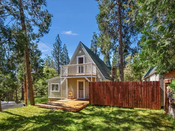 41695 Merriman Ln, Auberry, CA 93602