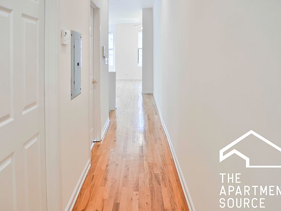 5th image of 2450 N Southport Ave APT 103