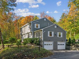 16 Brookside Dr, Falmouth, ME 04105