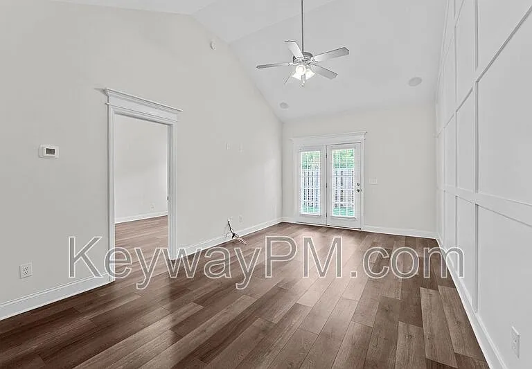 2419 Sequoia Trl — Photo 12