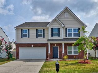 9708 Cayenne Dr, Charlotte, NC 28214