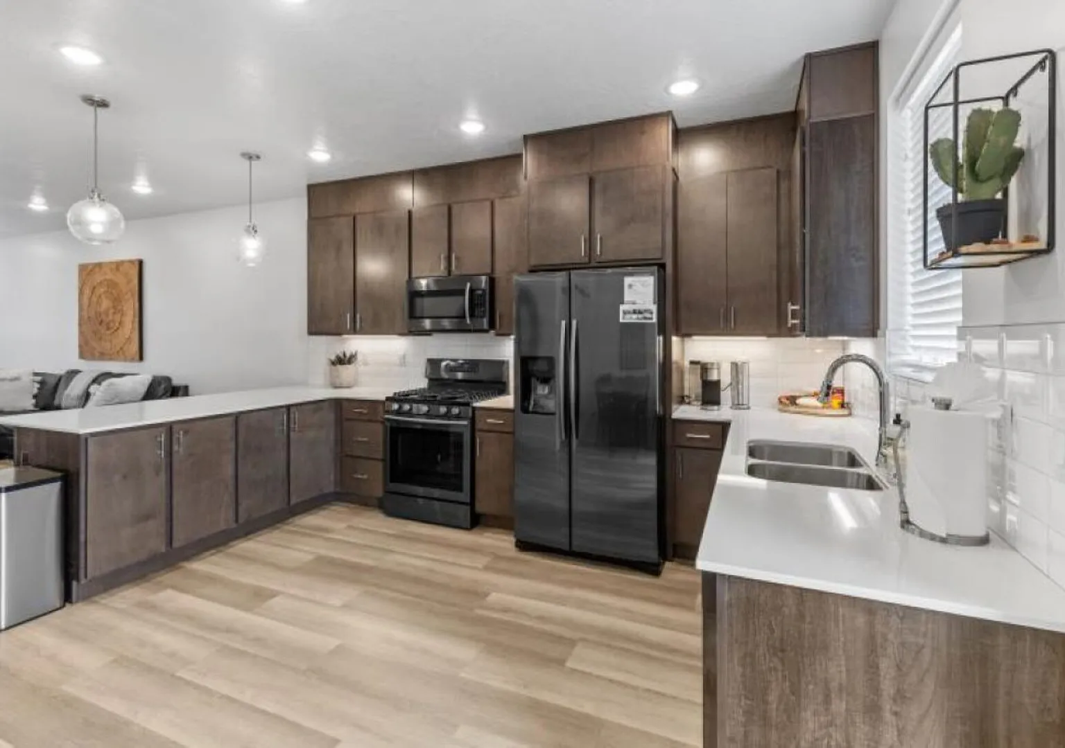 Villa at the Lofts | Community Waterpark Minutes from Downtown St — Photo 4