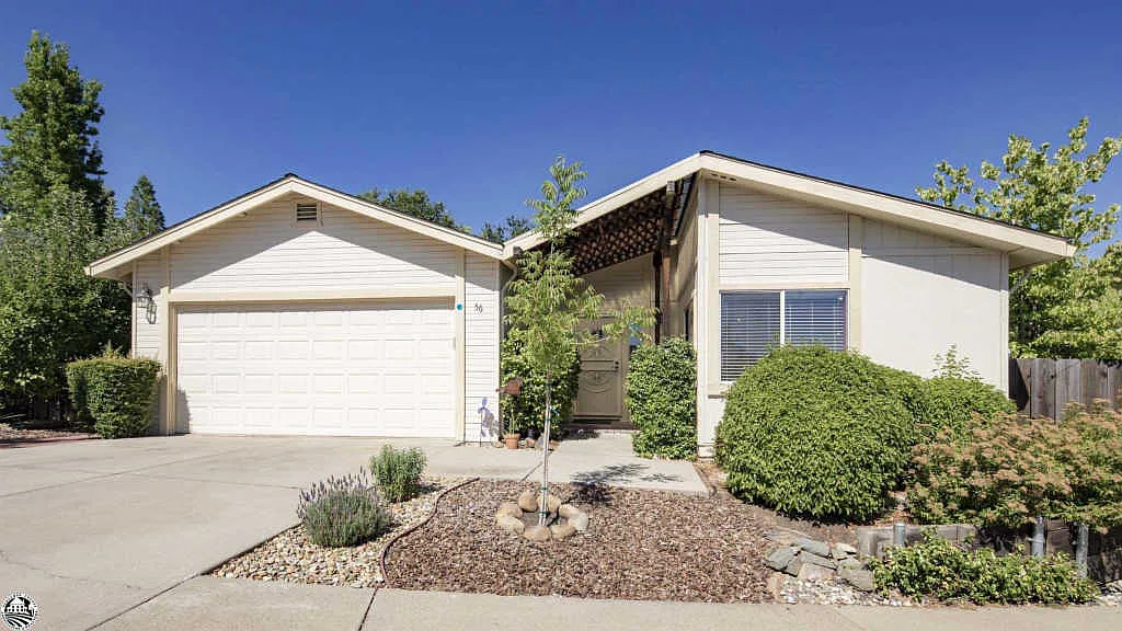 12700 Red Maple Cir Spc 56 photo 1